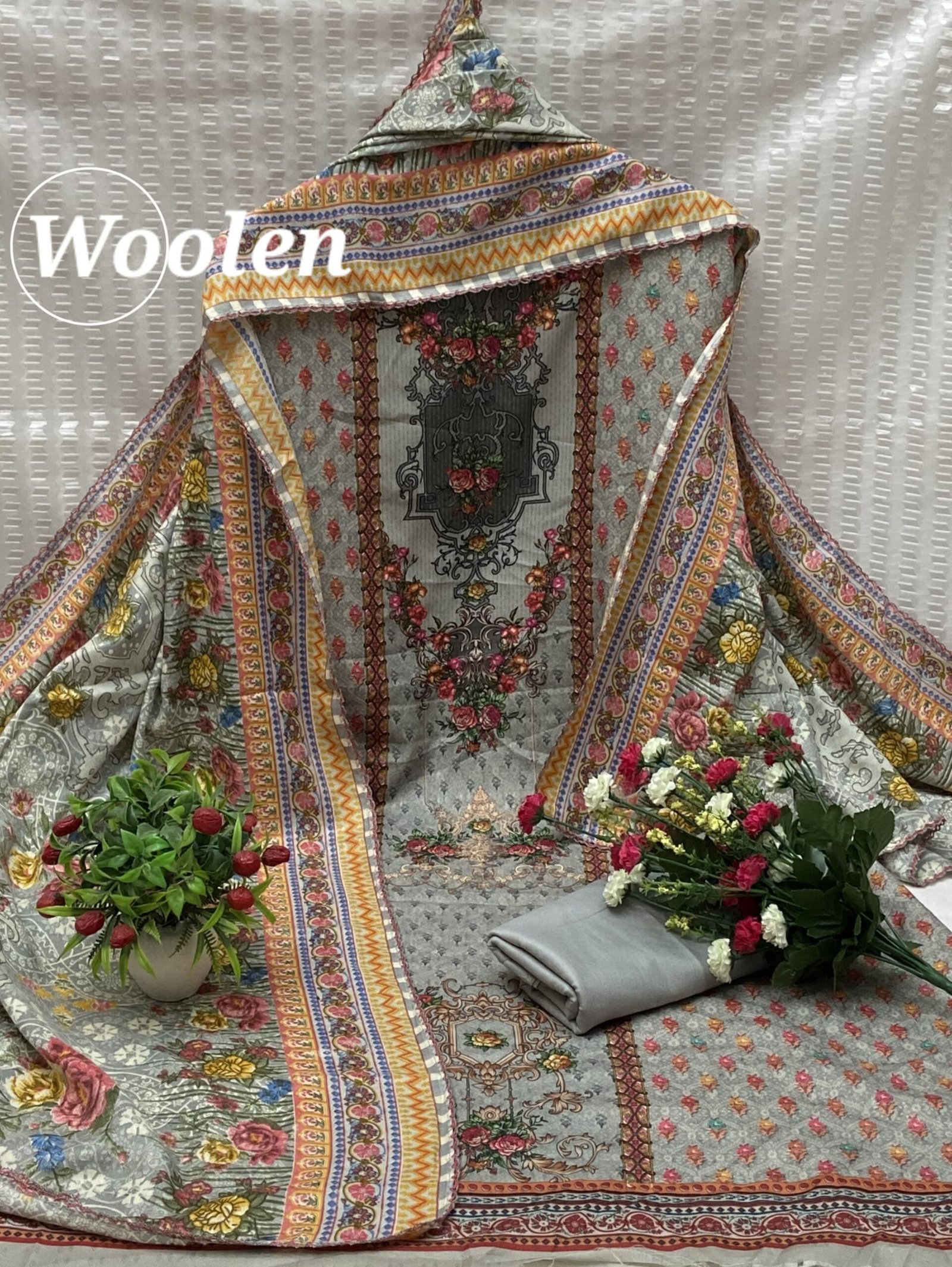 WOOLEN SUIT - Image 3